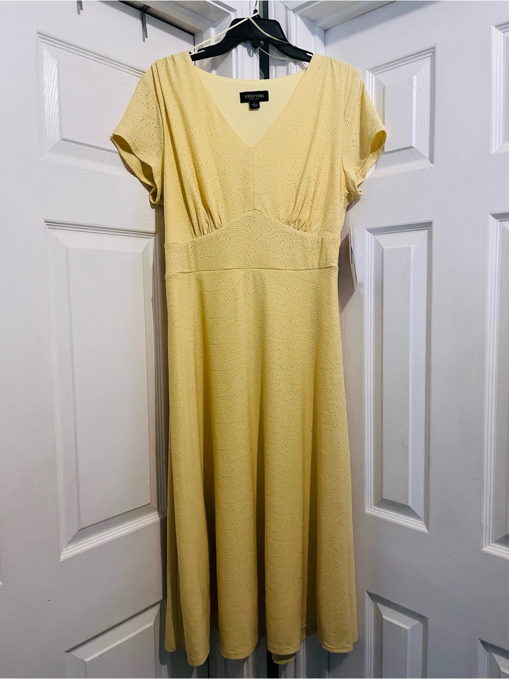 Perceptions New York Pale Yellow V‑Neck Eyelet Midi Dress